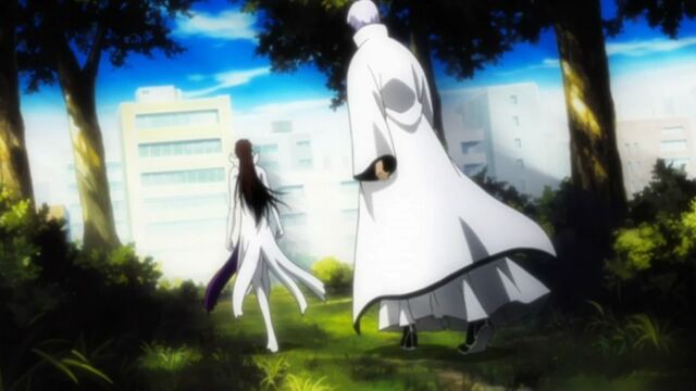 File:Aizen and Gin arrive in the True Karakura Town.jpg