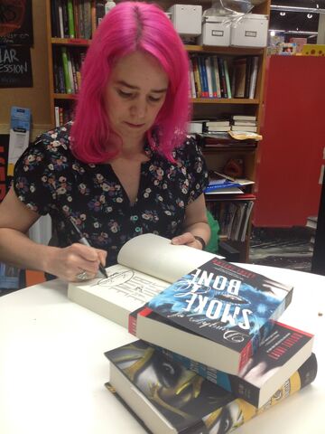 File:Laini signingbooks.jpeg