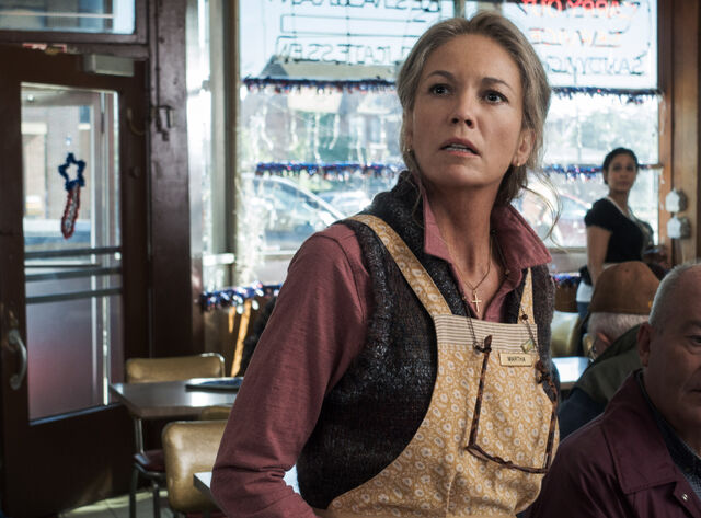File:Martha Kent waitressing.jpg