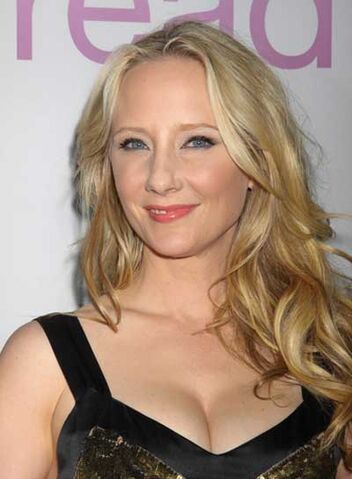 File:AnneHeche.jpg