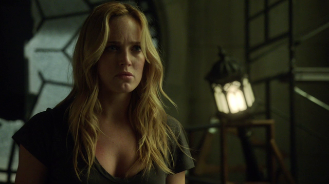File:Sara Lance.png