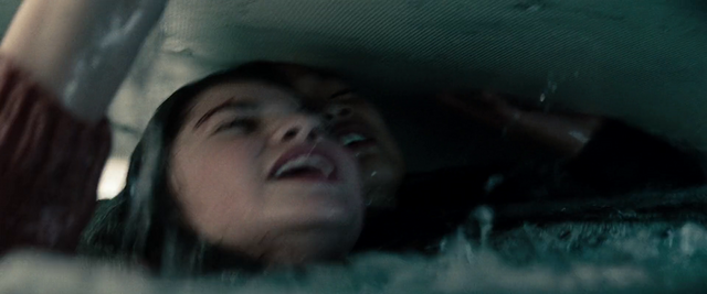 File:Lana Lang drowning.png