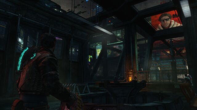 File:Red moon apartments courtyard.jpg