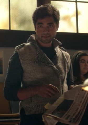 File:Silvio S1E2.png