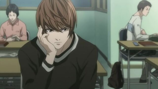 Ficheiro:Light yagami 003.jpg