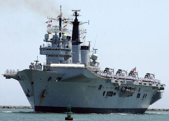 800px-HMS Invincible (R05).jpg