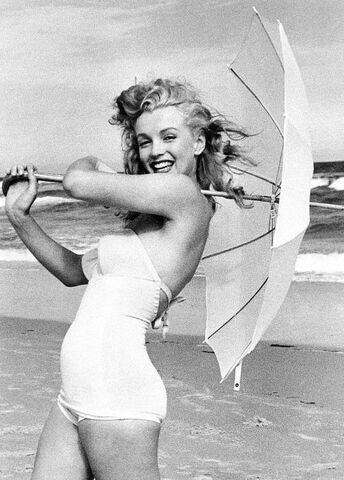 File:Marilyn-monroe-13.jpg