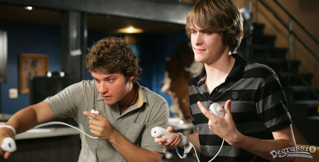 File:Degrassi-MWTH 2.jpg