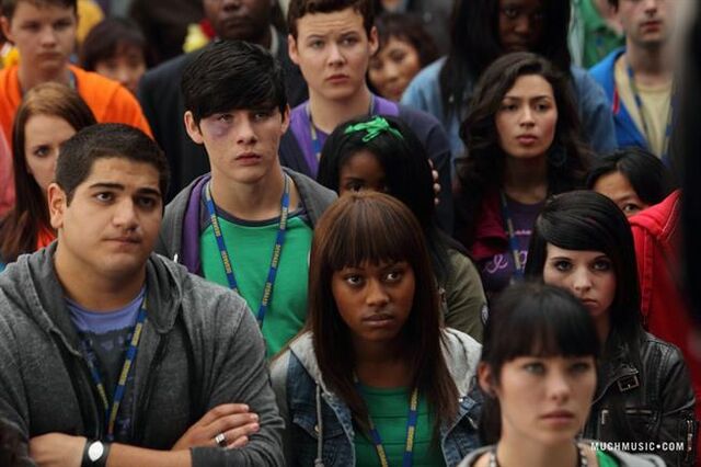 File:Crowd decision.jpg