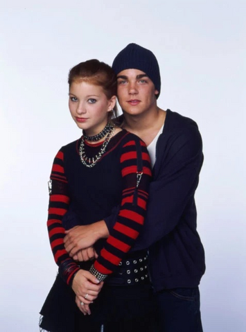 File:Tumblr l8ebv2oXFw1qdyq0bo1 500.png