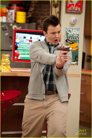 File:Icarly-ibattle-chip-14.jpg