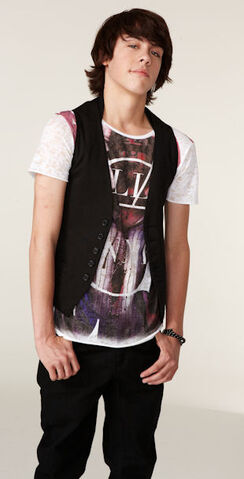 File:310x609-degrassi-munro-chambers-4.jpg