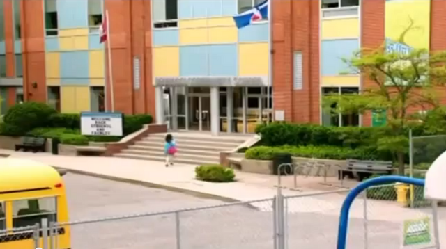 File:Degrassi-13B-Clare.png