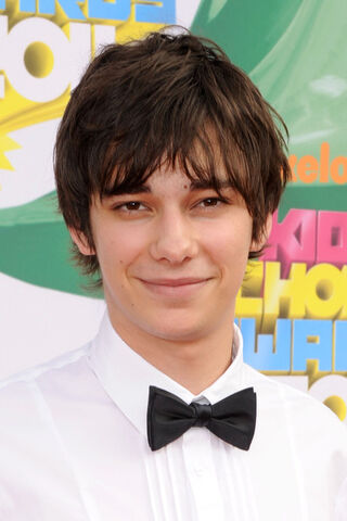 File:Devon+Bostick+Nickelodeon+24th+Annual+Kids+aBuUsHzCDIjl.jpg