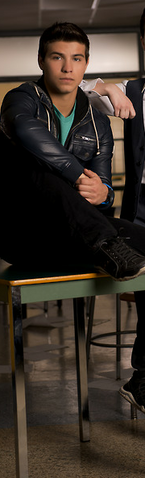 File:Drewwwwwww.png
