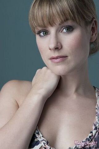 File:Meghan-heffern-209035.jpg