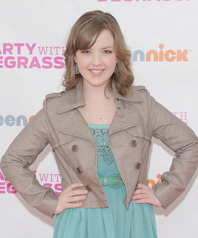File:Aislinn-paul-gallery.png