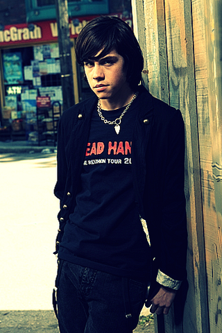 File:Tumblr l6nruzw8iD1qd0t5so1 400.png