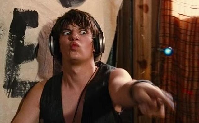 File:Devon-bostick-devon-bostick-23447030-869-538.jpg