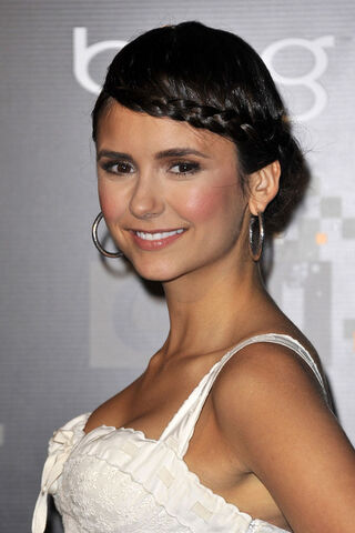 File:Nina-dobrev-134750 thumb 585x795.jpg