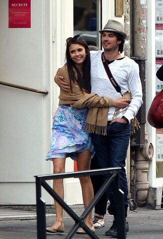 File:Nina+Dobrev+Dresses+Skirts+Mini+Skirt+fZHgMYVzeMZl.jpg