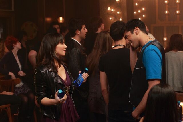 File:830px-Degrassi lose 06hr.jpg