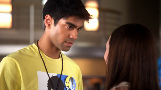 File:Vlcsnap-2012-05-01-17h26m41s94.png