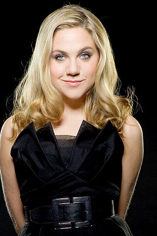 File:PaigeDegrassiGoesHollywood.jpg