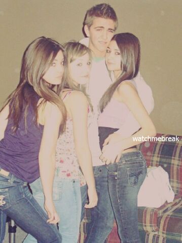 File:Tumblr lmug6gx6I31qdg8qzo1 500.jpg