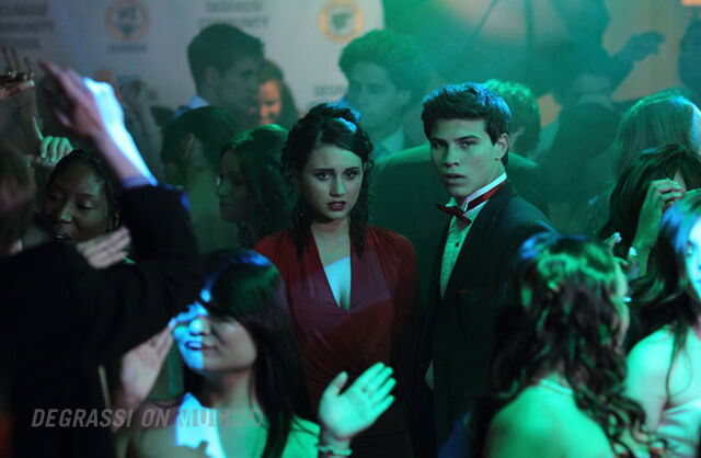 File:Drianca at prom.jpg