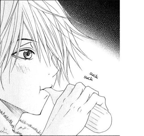 File:Kurosaki drinks papico.jpg
