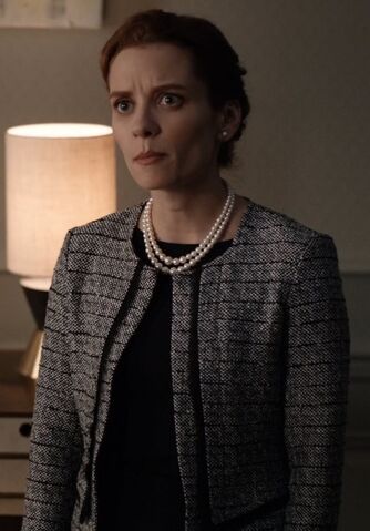 File:Beth MacLeish.jpg