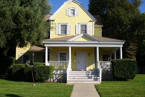 File:173319991.jpg