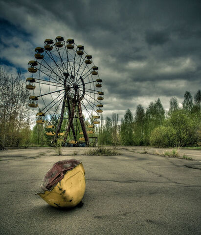 File:Chernobyl Ferris Wheel.jpg