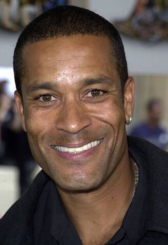 File:Phil Morris.jpg