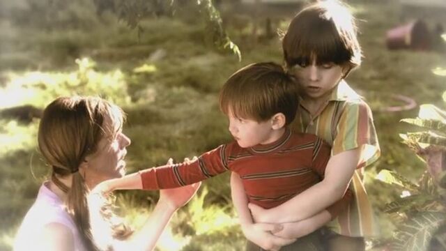 File:DexterFamilyYoung.jpg