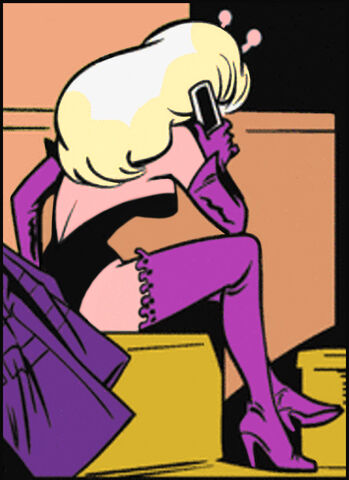 File:Mysta on phone.jpg