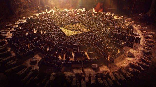 Datei:Labyrinth.jpg