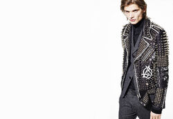 PF15-Black-Gold-mens-resort-00