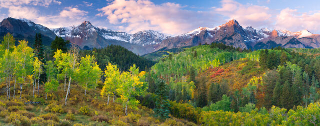 File:Mountains 3.jpg