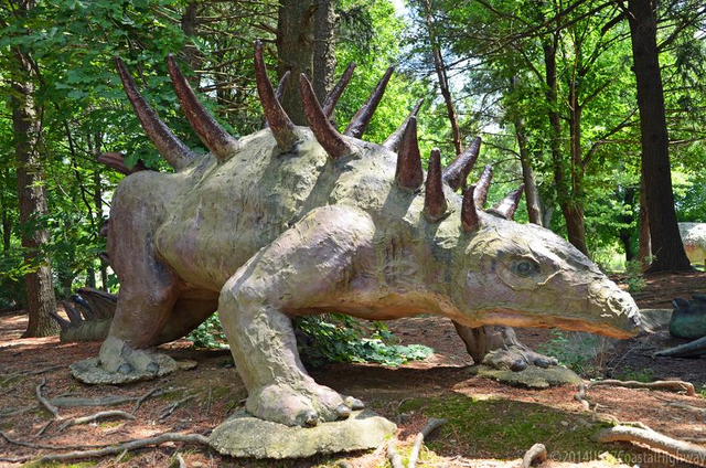 File:Dinosaur Land VA Polacanthus.png