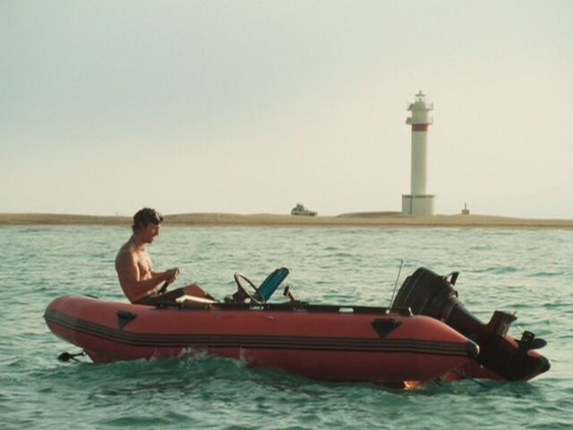 File:Matthew-McConaughey-in-Sahara-matthew-mcconaughey-13861330-1067-800.jpg