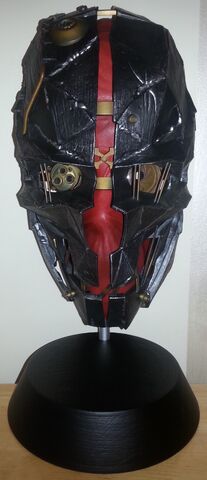 File:Corvo's Mask (D2CE).jpg