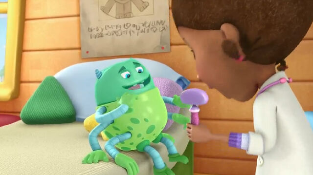 File:Doc taps glo bo's leg.jpg