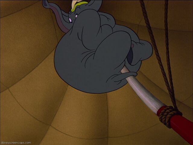 File:Dumbo-disneyscreencaps com-2357.jpg