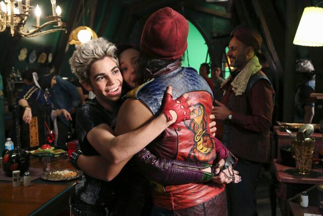 File:Set of Descendants 2.jpg