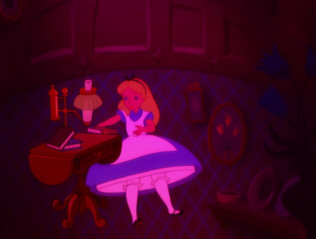 File:Alice-in-wonderland-disneyscreencaps.com-584.jpg