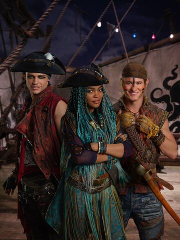File:Harry, Uma and Gil.jpg