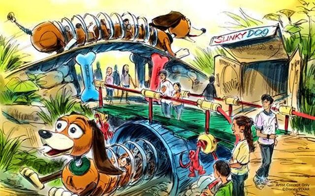 File:Slinky Dog Dash DHS.jpg