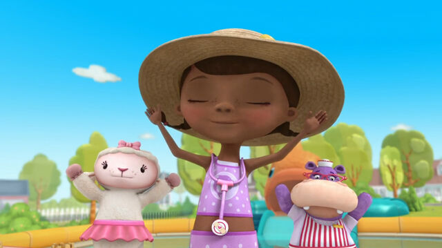 File:Doc, lambie and hallie5.jpg